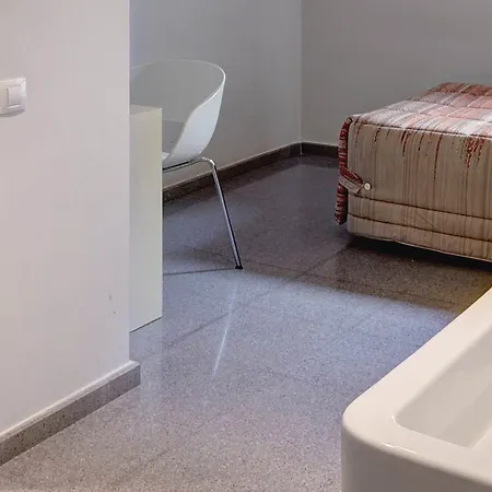 La Creu بيت ضيافة مورا دي إبري